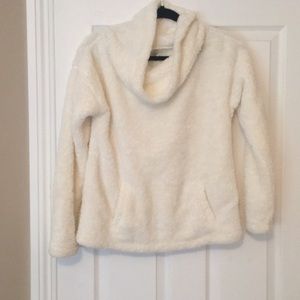 Fuzzy off-white lounge sweater
